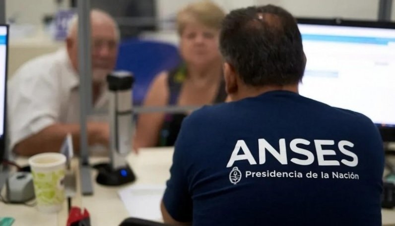 AUH EN MARZO: CUÁNTO SE COBRARÁ Y CÓMO QUEDA EL MONTO FINAL