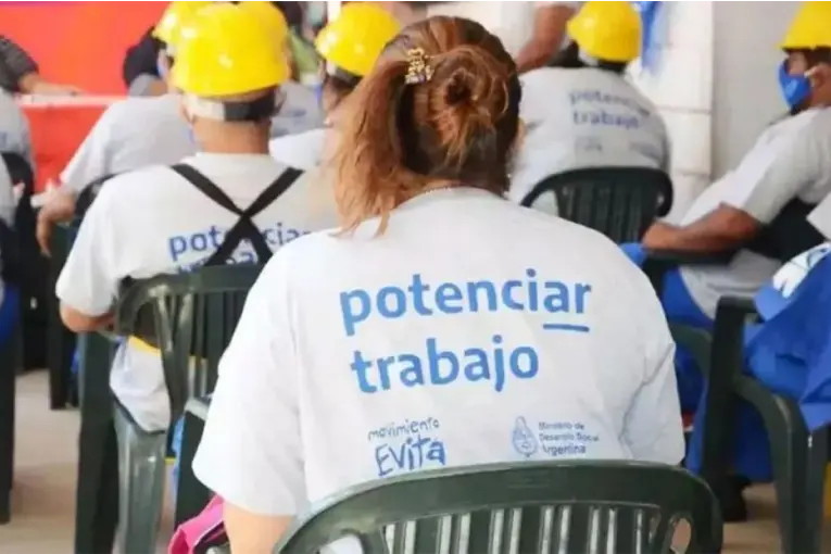 Darán de baja 900.000 planes sociales y los reemplazarán por vouchers