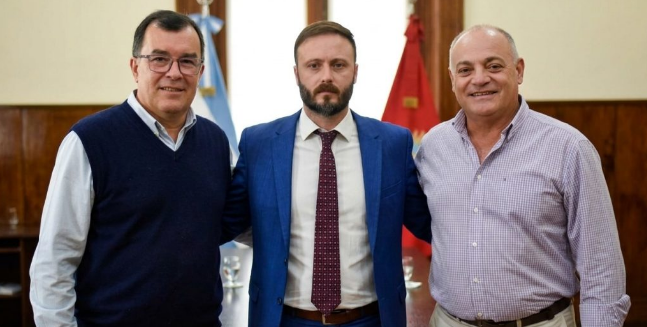 La Caja de Jubilaciones intima a funcionarios de Azcué que cobran jubilación y perciben ingresos del Municipio sin aportes