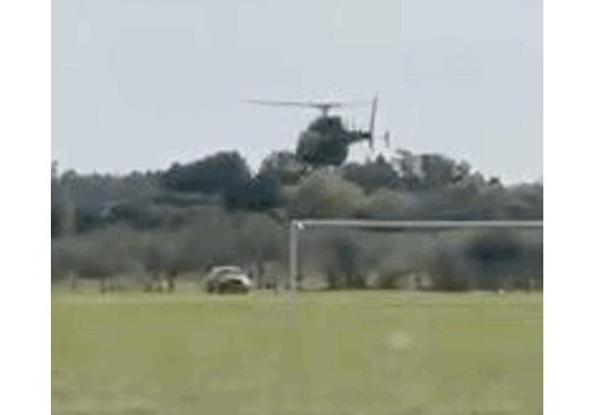 Guillermo Mitchel, un candidato que se mueve en helicóptero haciendo campaña por Entre Ríos.